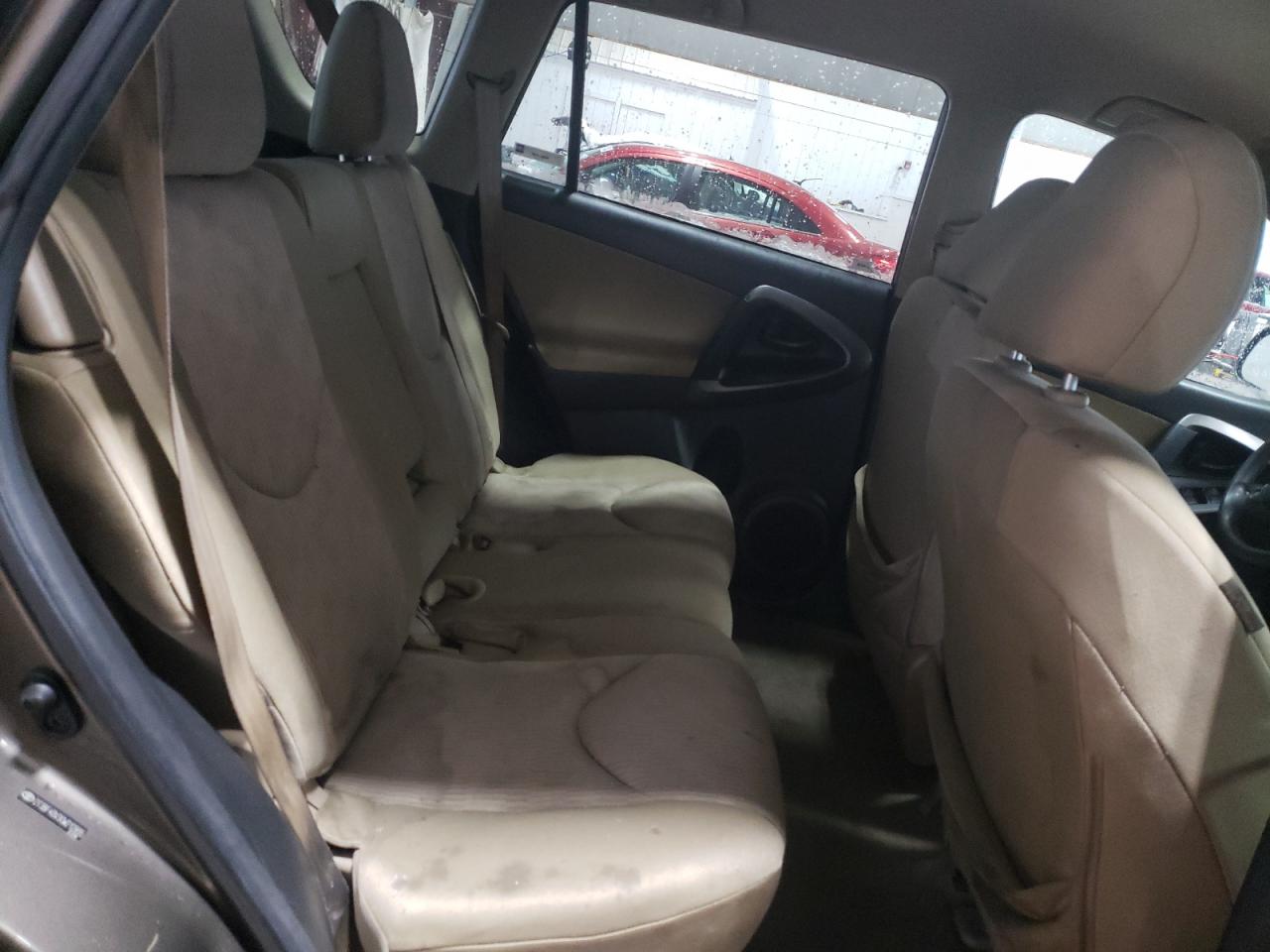 2012 Toyota RAV 4 - Image 11