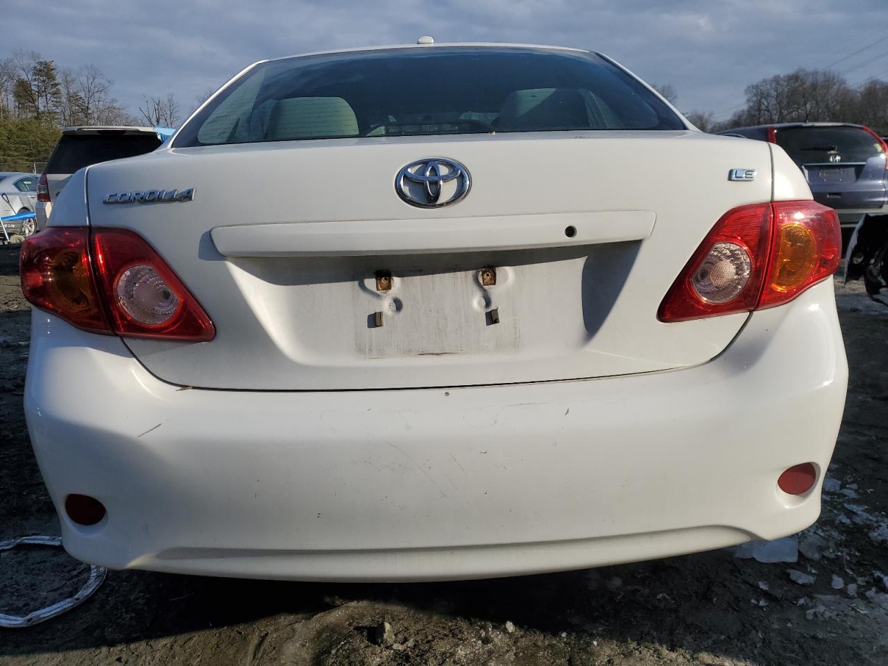 2010 Toyota Corolla - Image 6