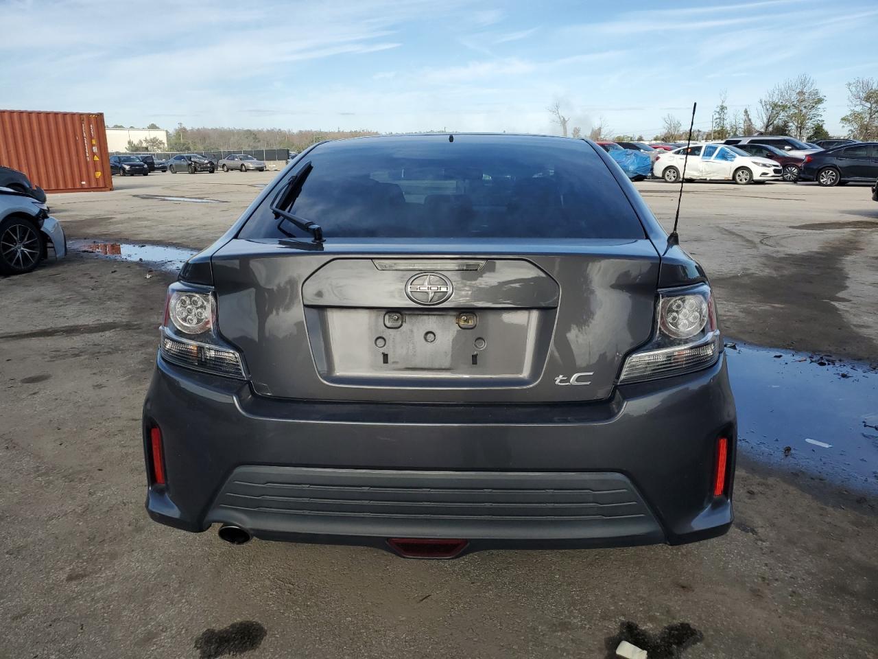 2016 Scion tC - Image 6