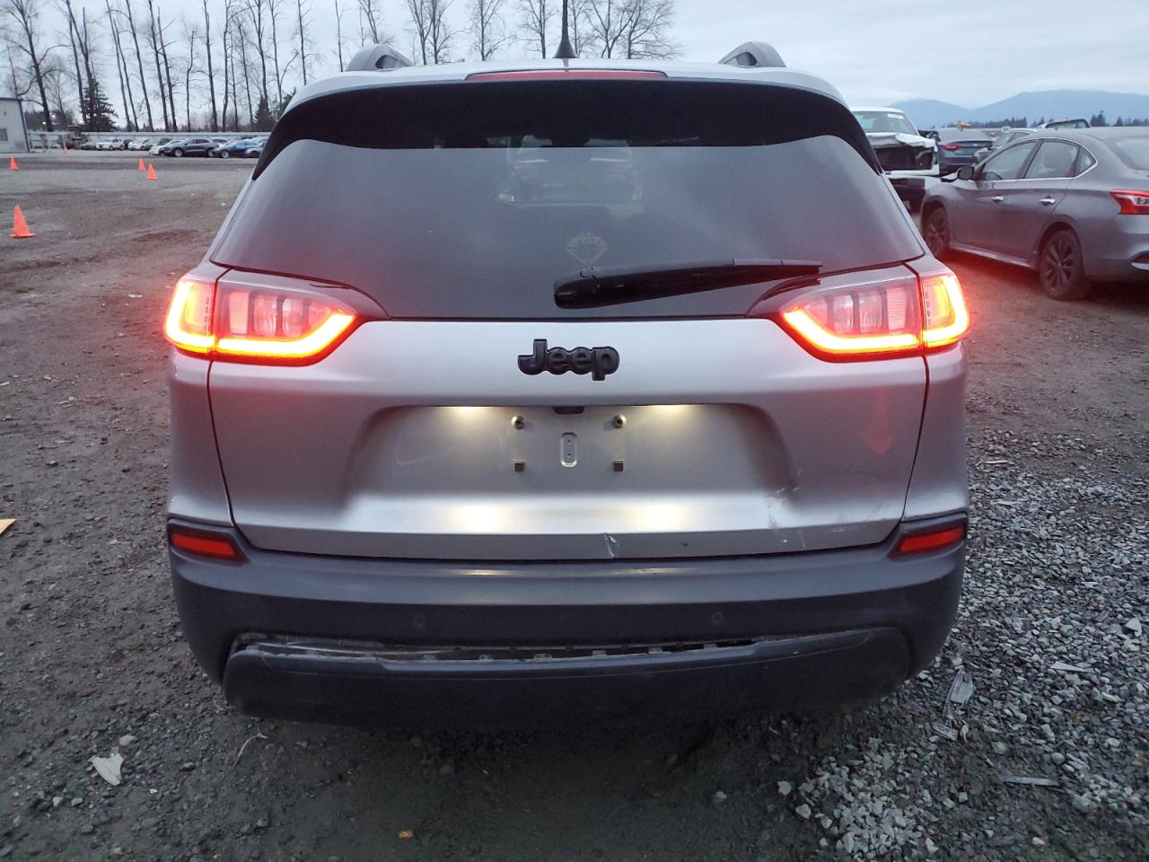 2021 Jeep Grand Cherokee - Image 6