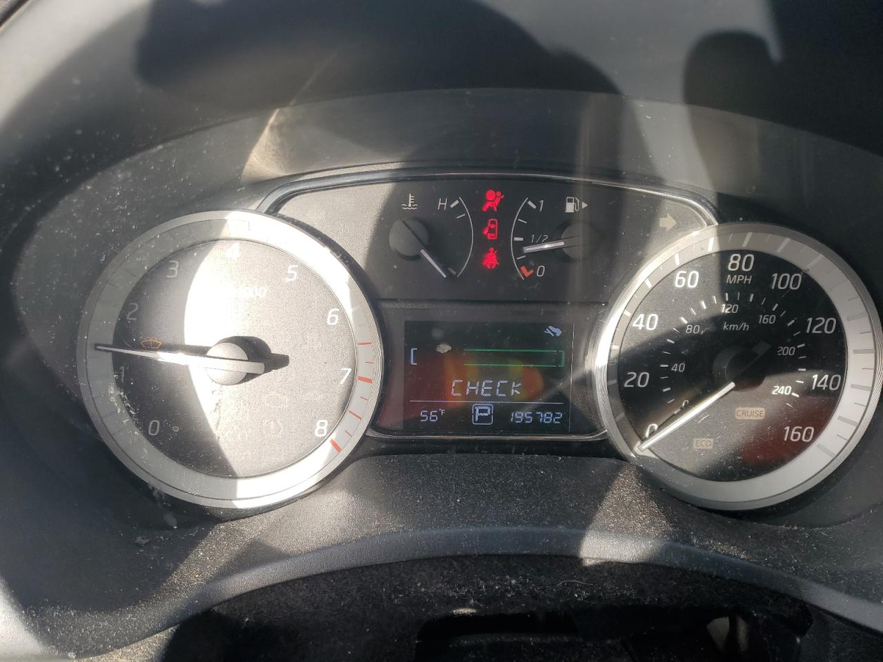 2013 Nissan Sentra - Image 9
