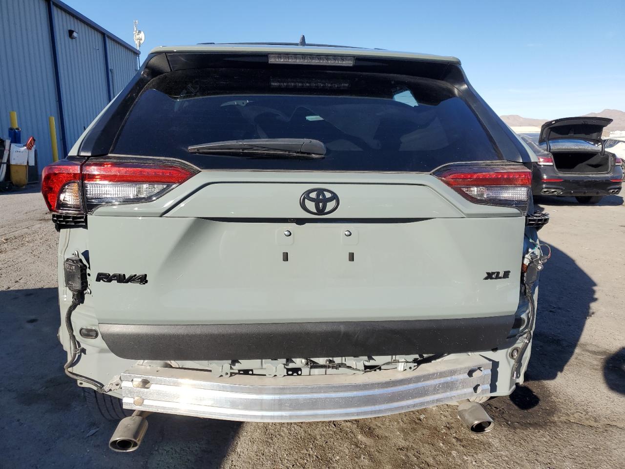 2022 Toyota RAV 4 - Image 6
