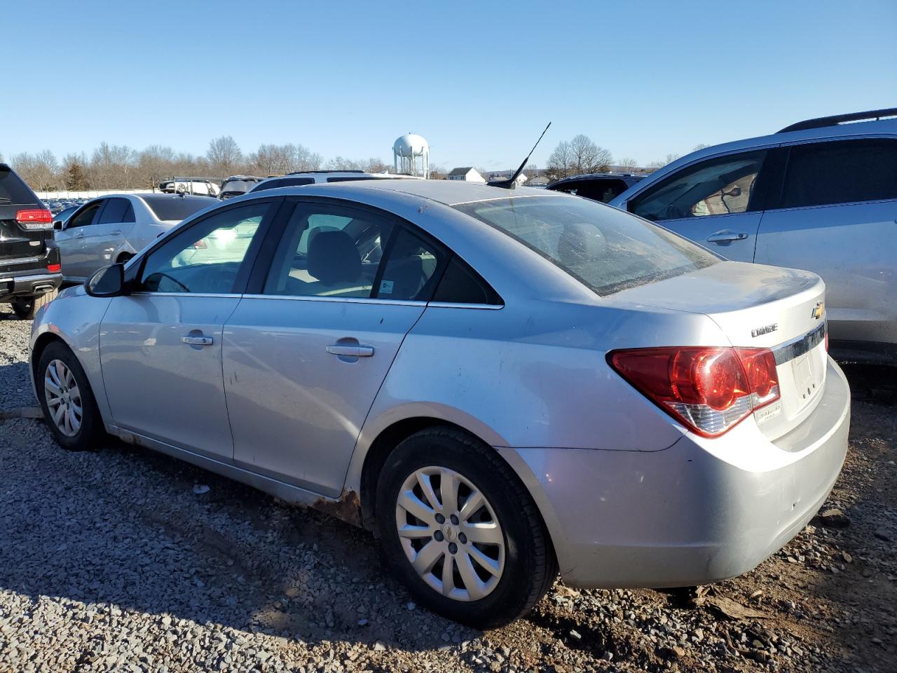 2011 Chevrolet Cruze - Image 2