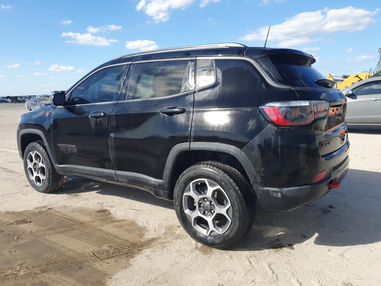 2022 Jeep Compass - Image 2