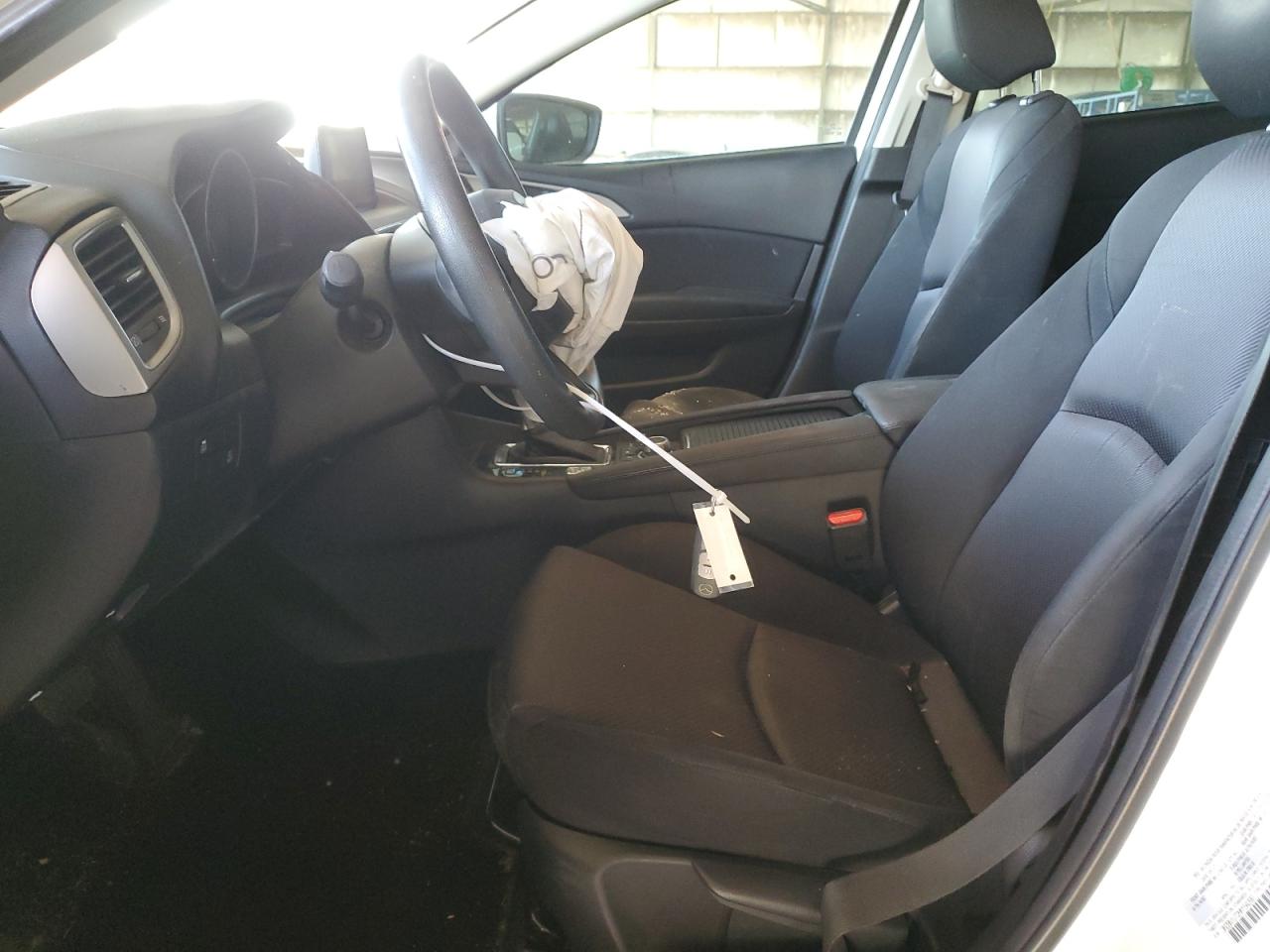 2017 Mazda 3 - Image 7