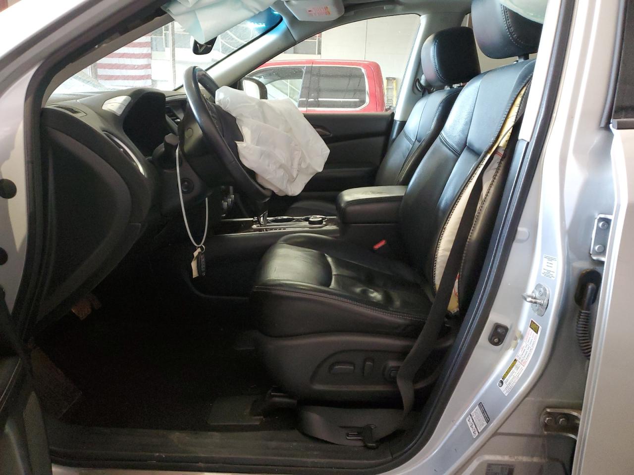 2013 Nissan Pathfinder - Image 7