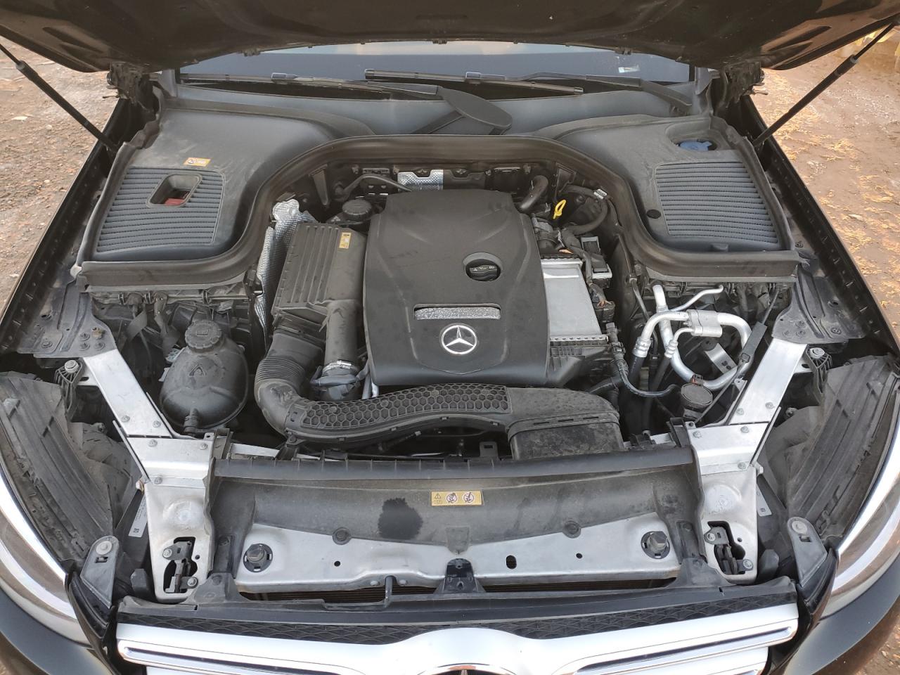 2016 Mercedes-Benz GLC - Image 11