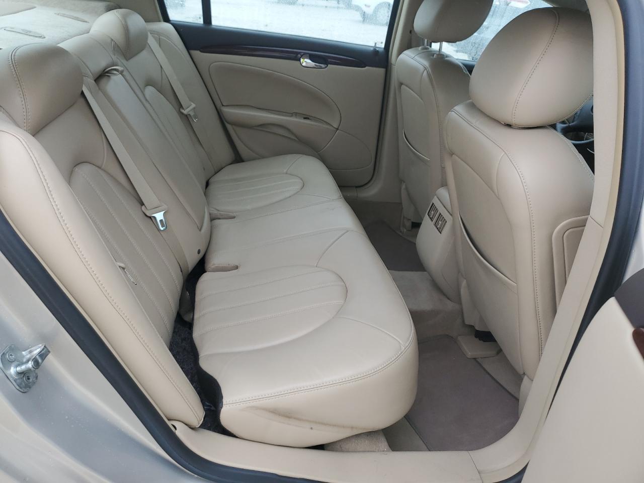 2009 Buick Lucerne - Image 10