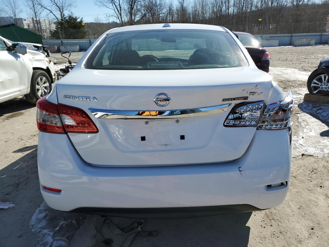 2015 Nissan Sentra - Image 6