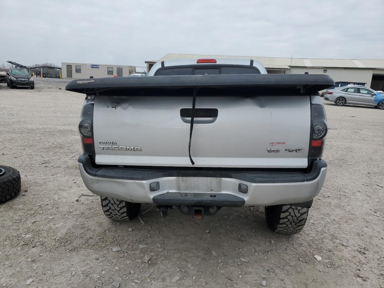 2005 Toyota Tacoma - Image 6