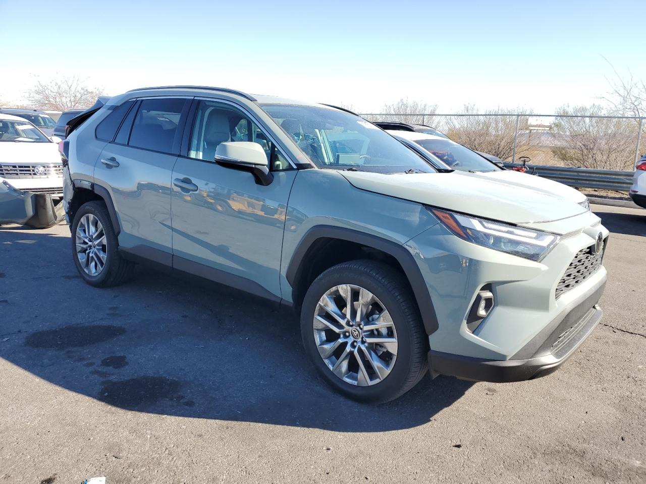 2022 Toyota RAV 4 - Image 4