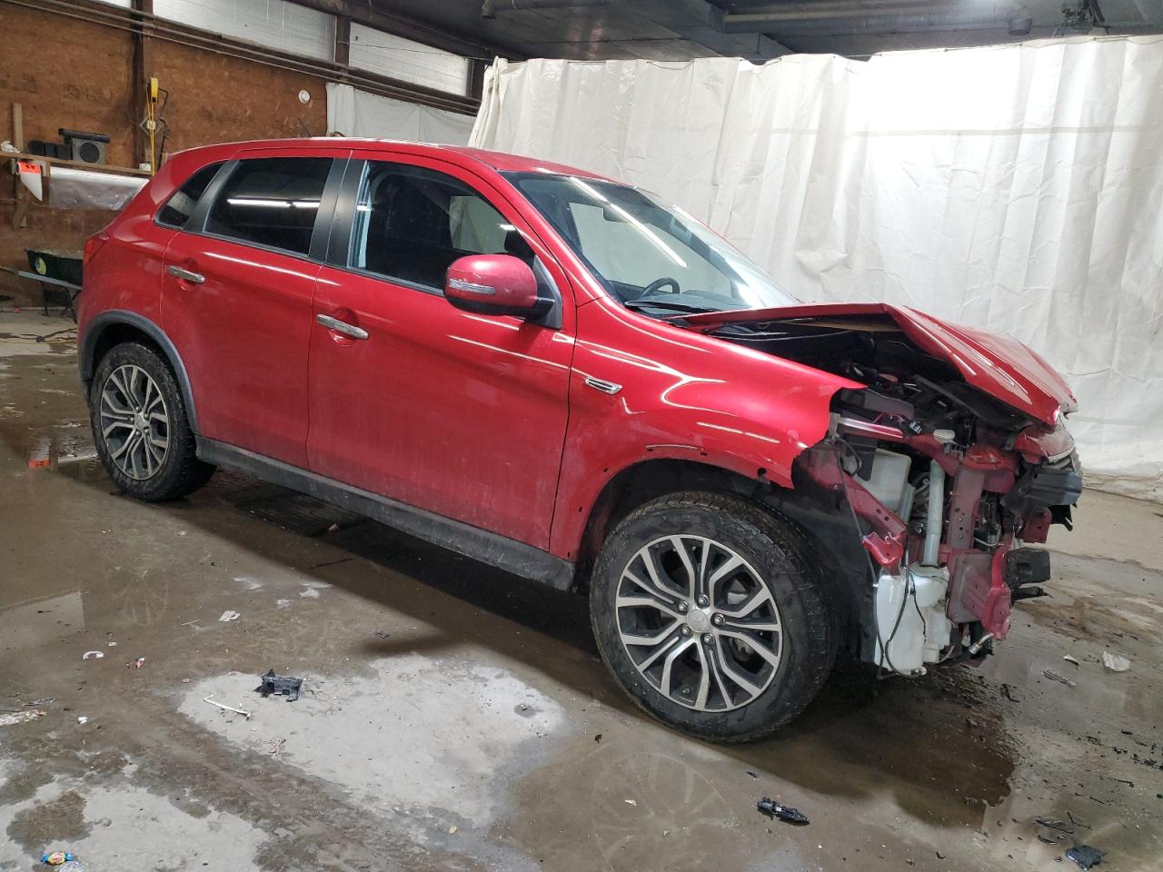2016 Mitsubishi Outlander - Image 4