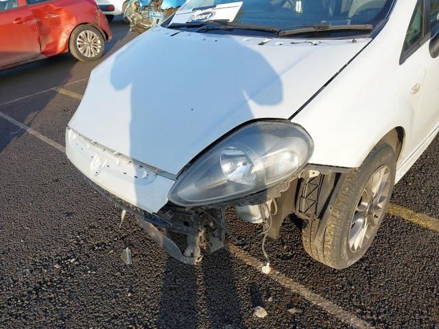2012 FIAT PUNTO GBT