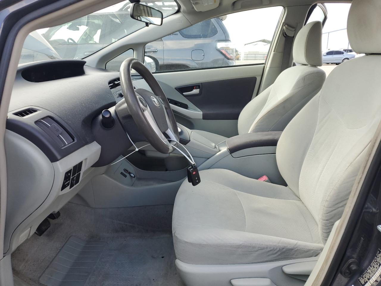 2010 Toyota Prius - Image 7