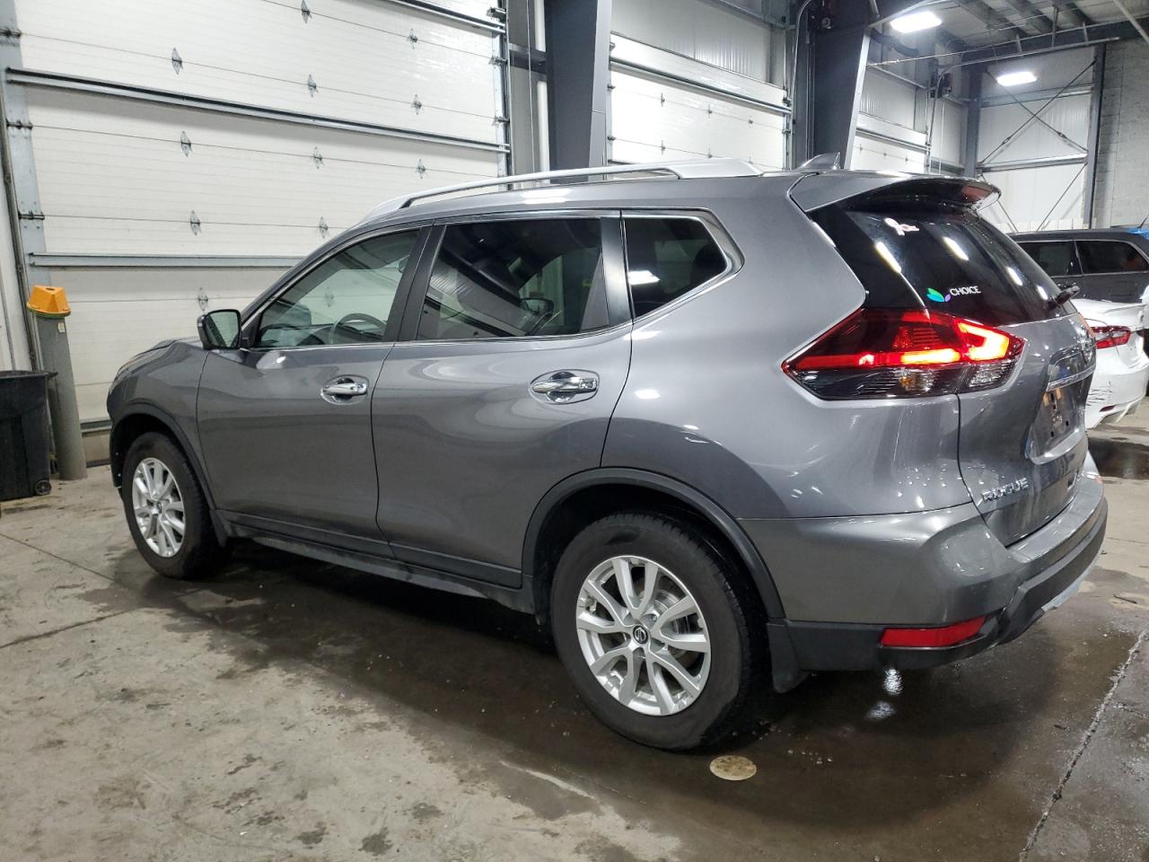 KNMAT2MV7JP573466 NISSAN ROGUE 2018