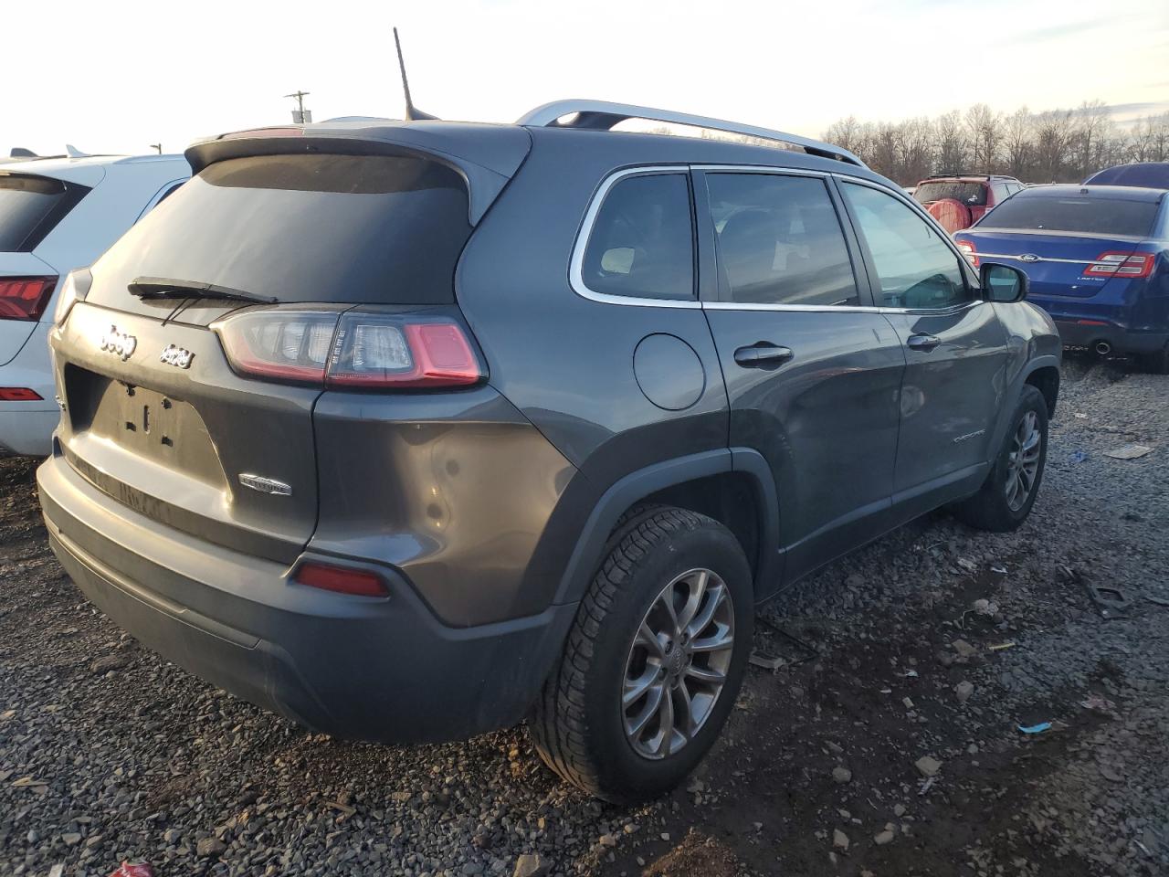 2019 Jeep Grand Cherokee - Image 3