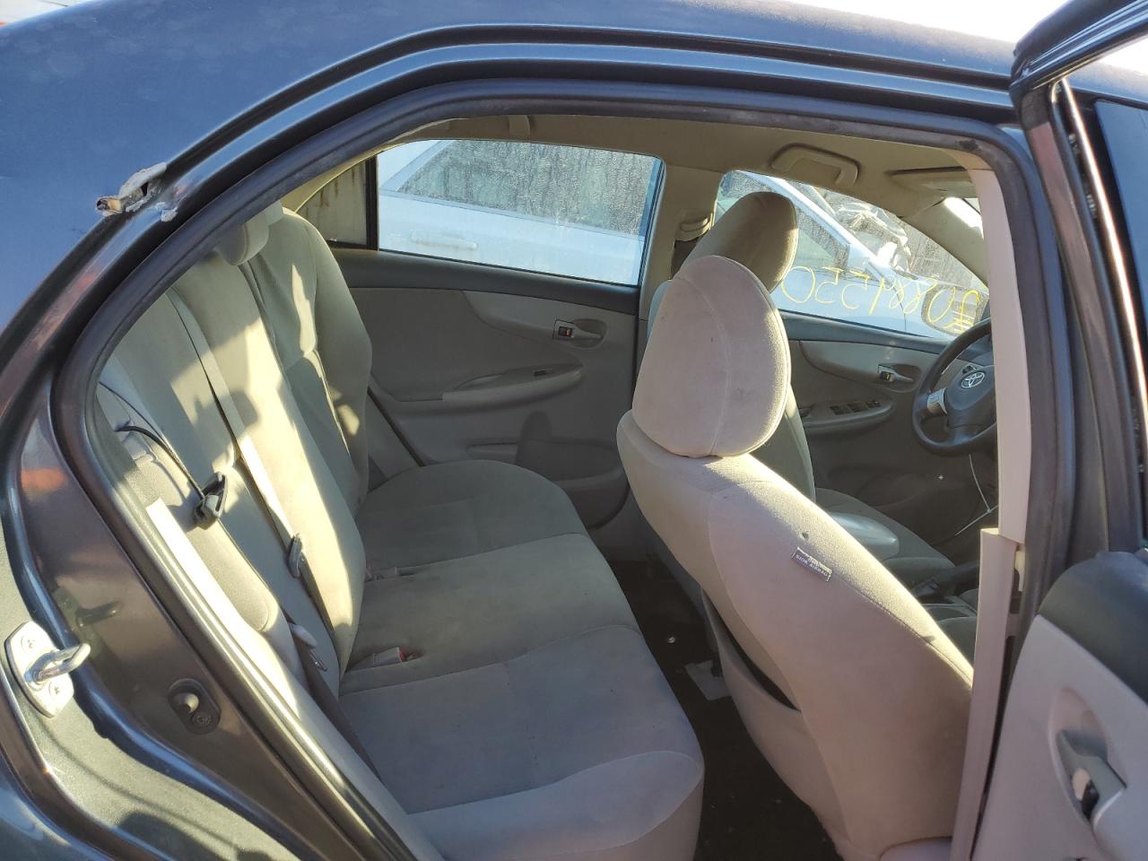2012 Toyota Corolla - Image 10