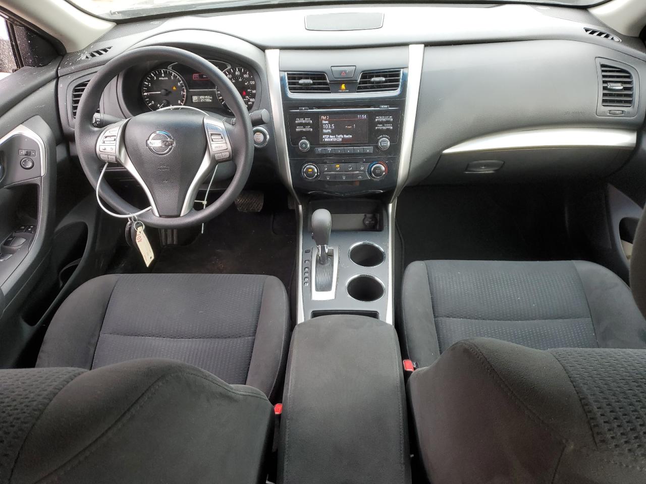2015 Nissan Altima - Image 8