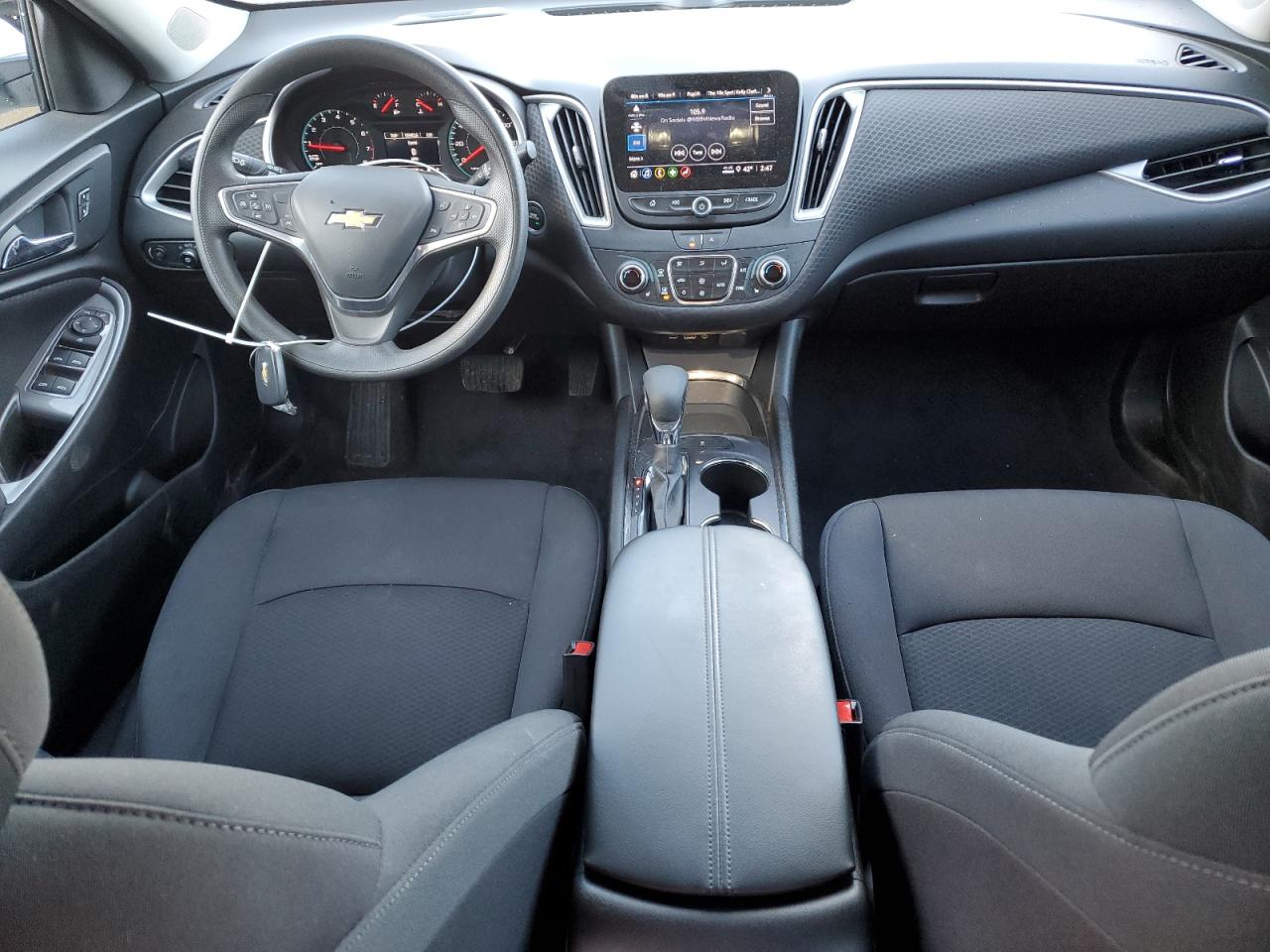 2023 Chevrolet Malibu - Image 8