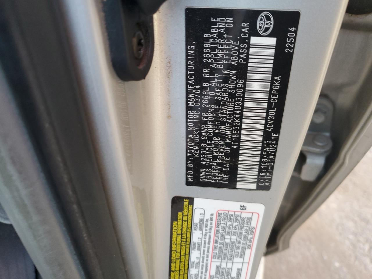 2004 Toyota Camry - Image 15
