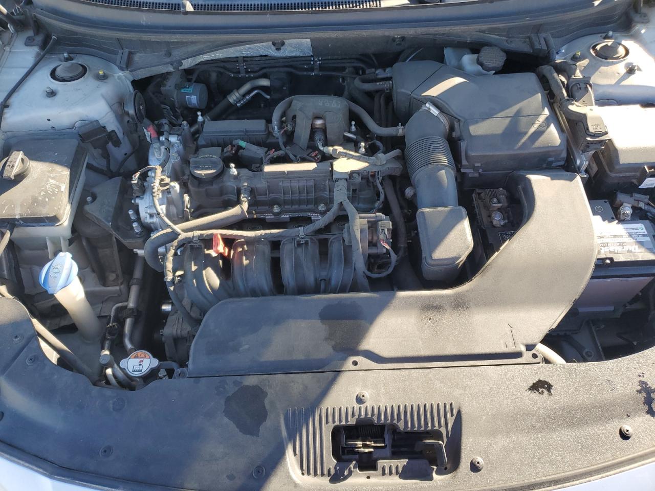 2015 Hyundai Sonata - Image 11