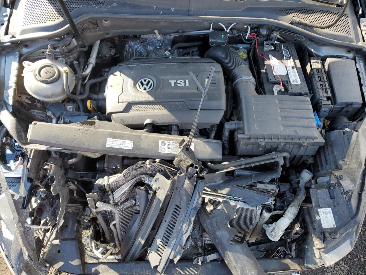2018 Volkswagen Golf - Image 13