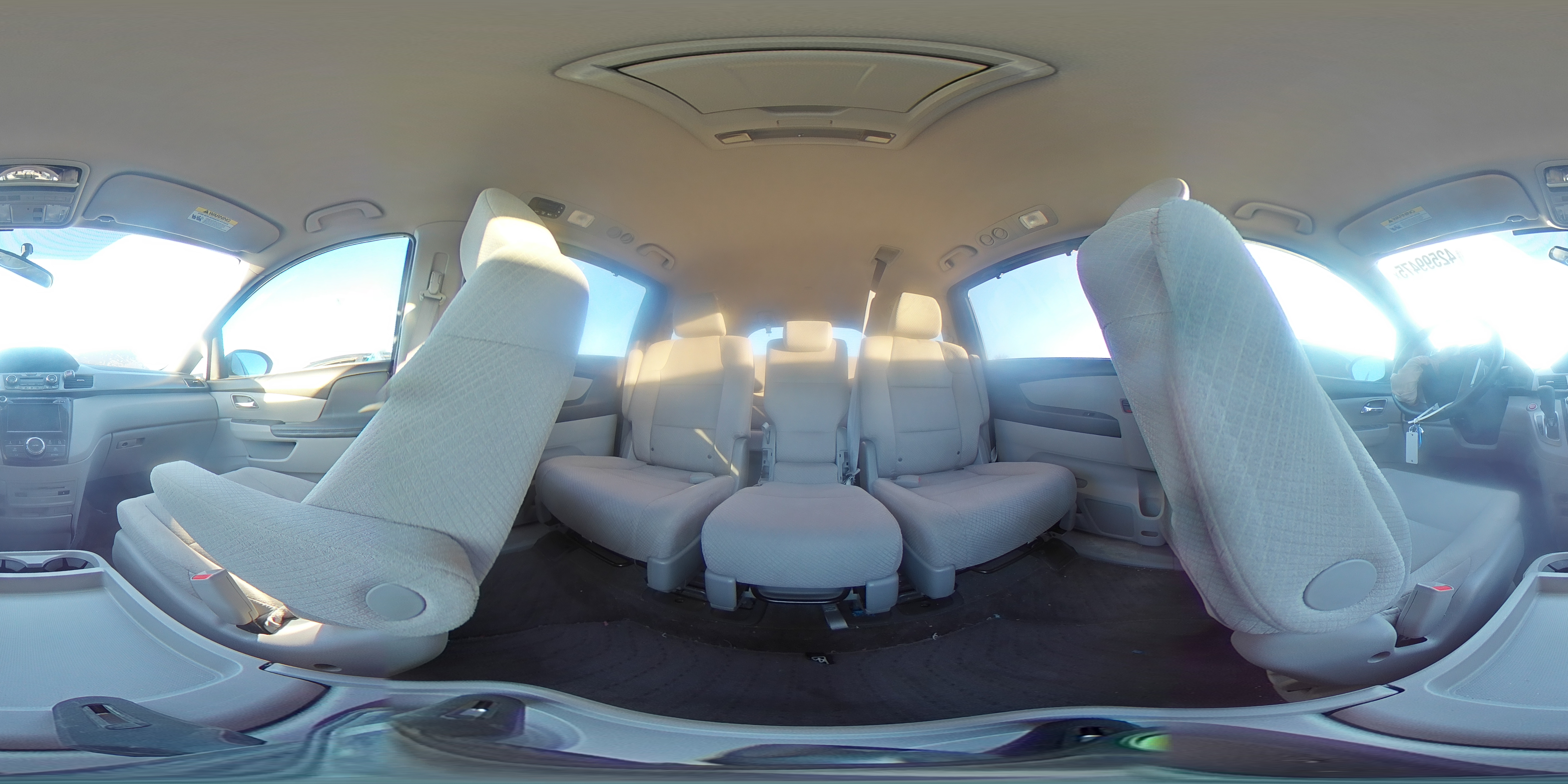 2017 Honda Odyssey - Image 14