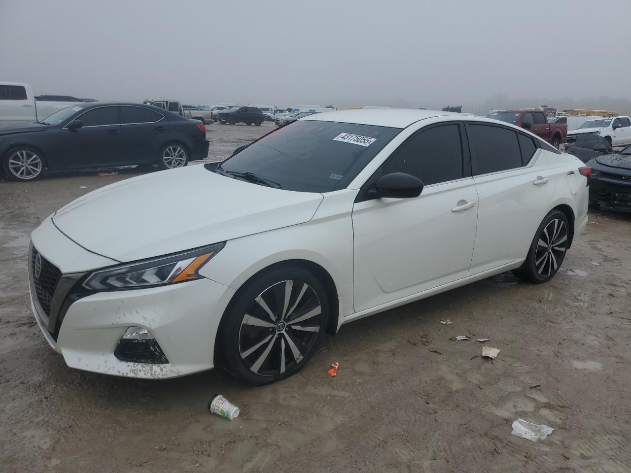 2020 Nissan Altima - Image 1
