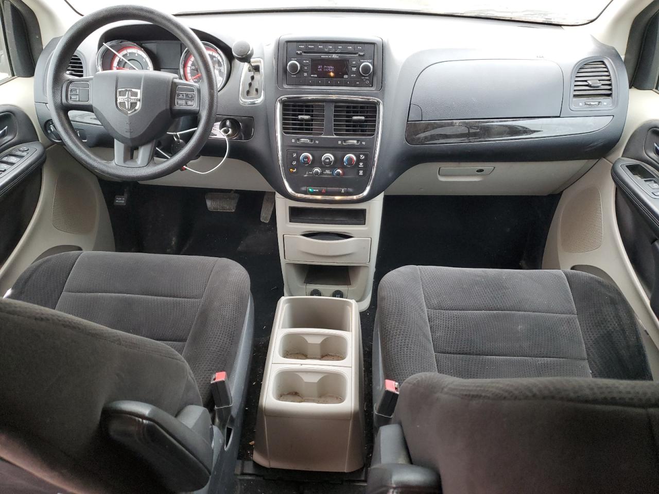2013 Dodge Caravan - Image 8
