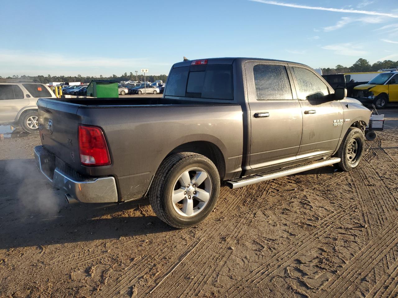 2014 RAM 1500 - Image 3