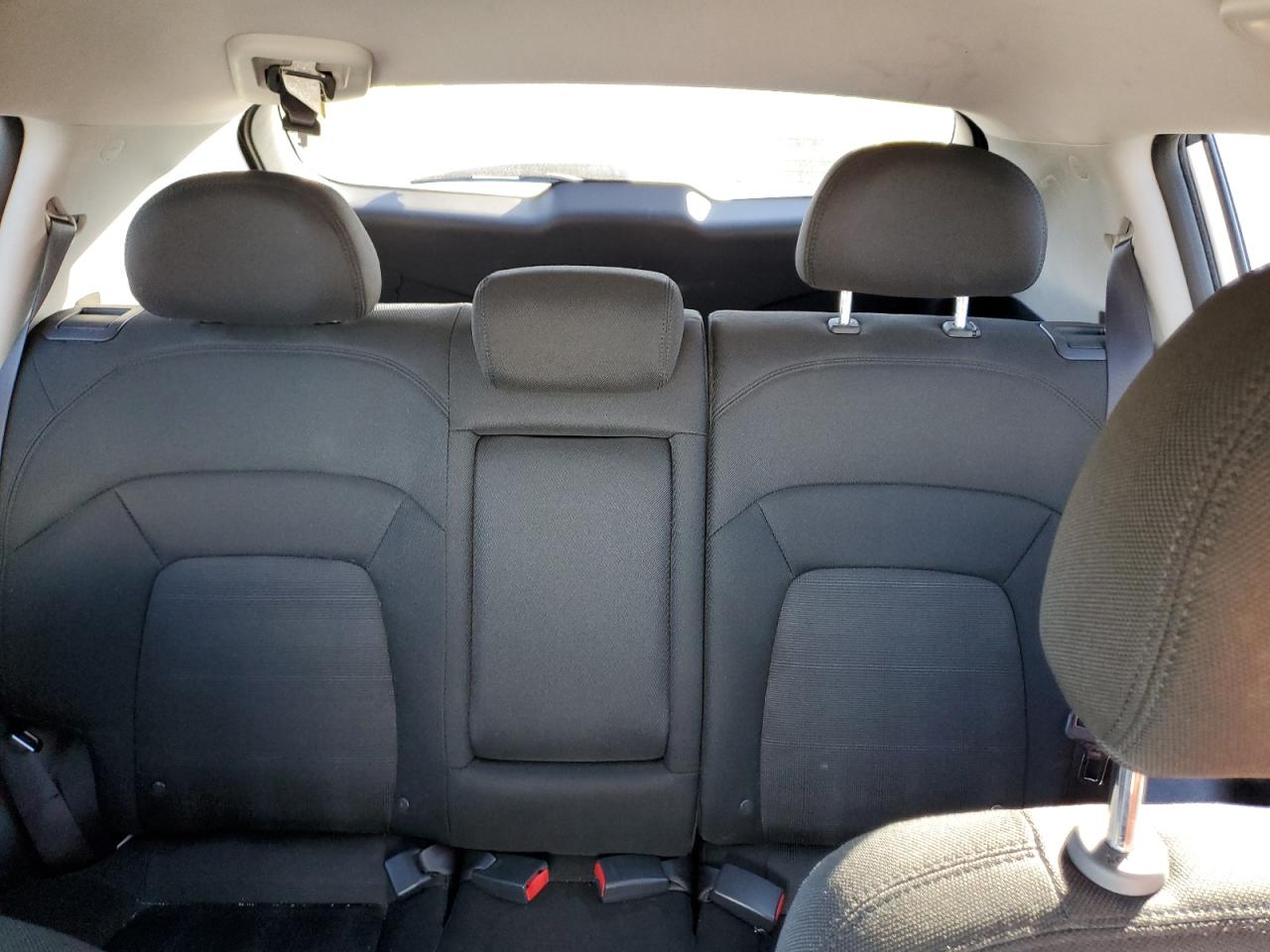 2011 Kia Sportage - Image 10