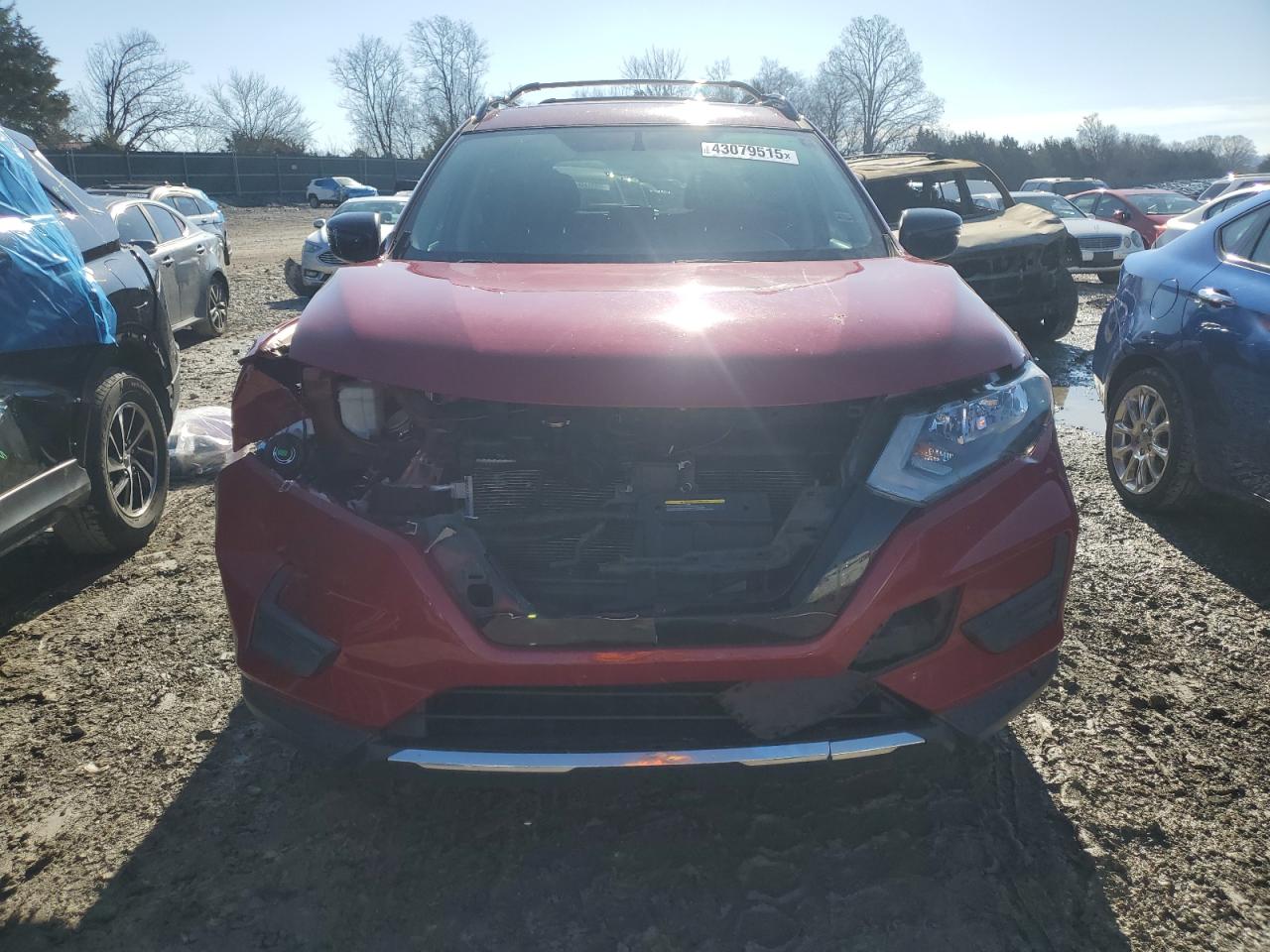 2017 Nissan Rogue - Image 5