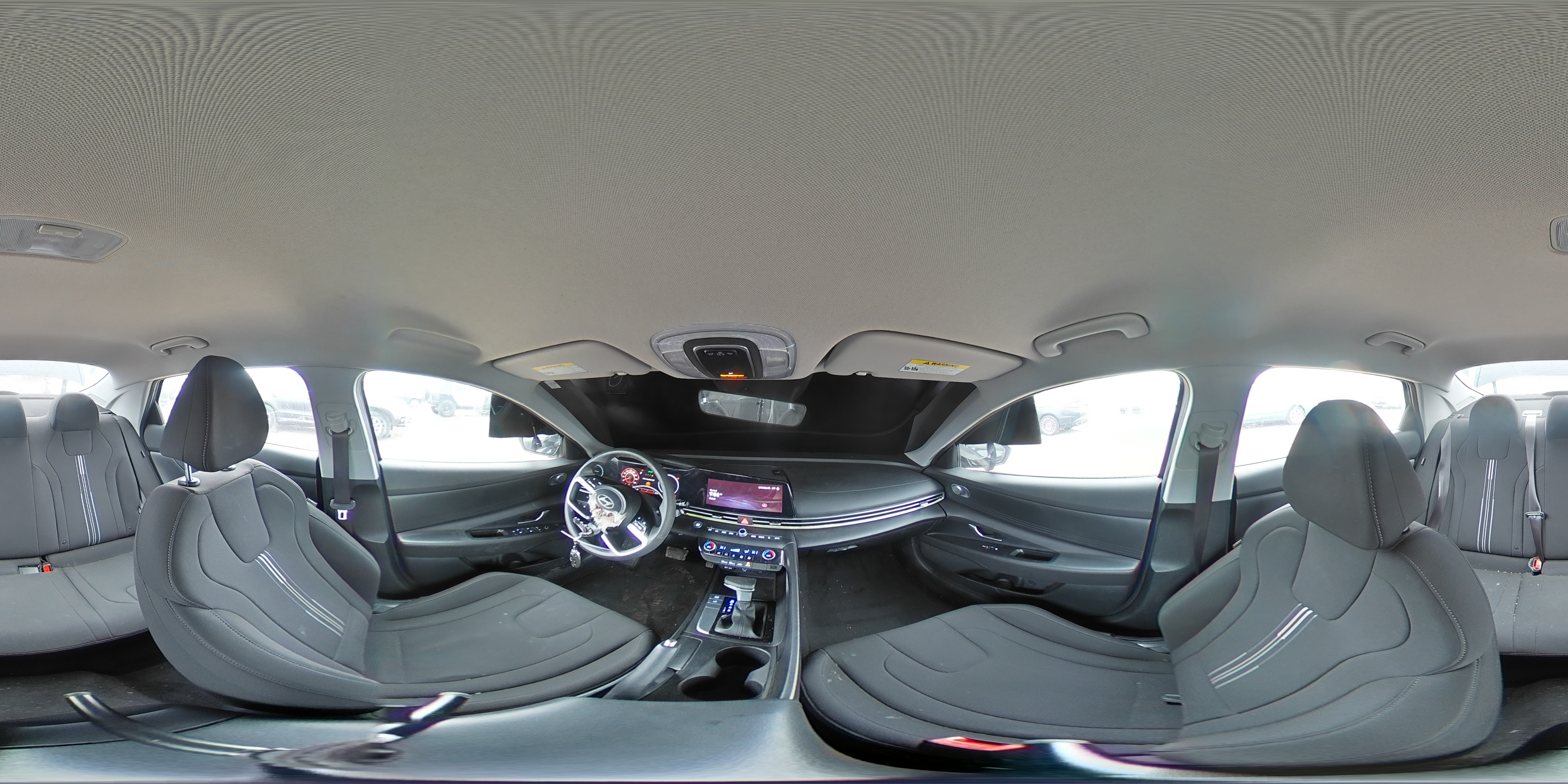 2024 Hyundai Elantra - Image 13