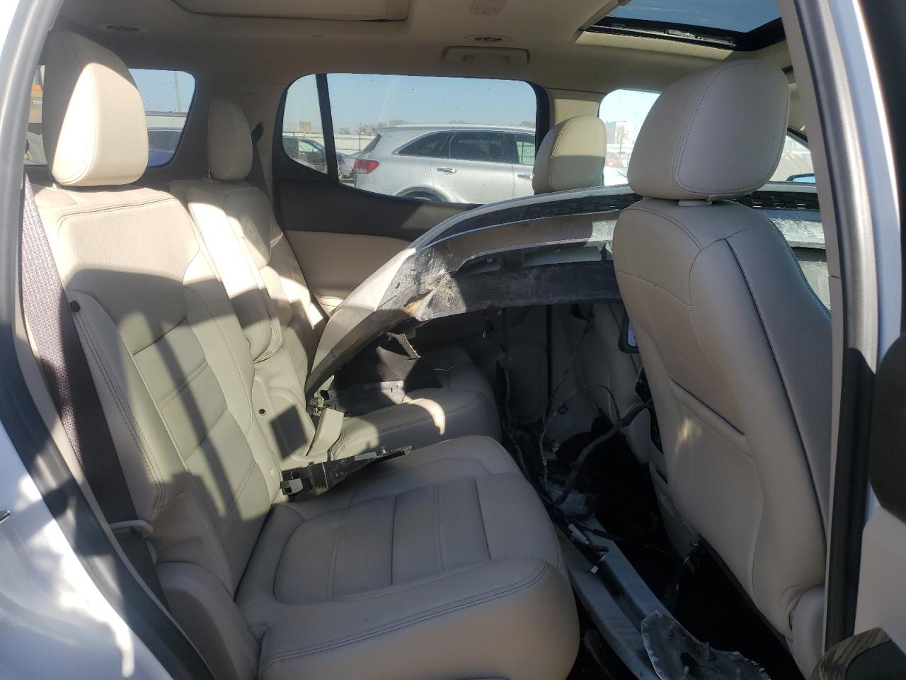 2018 GMC Acadia - Image 11