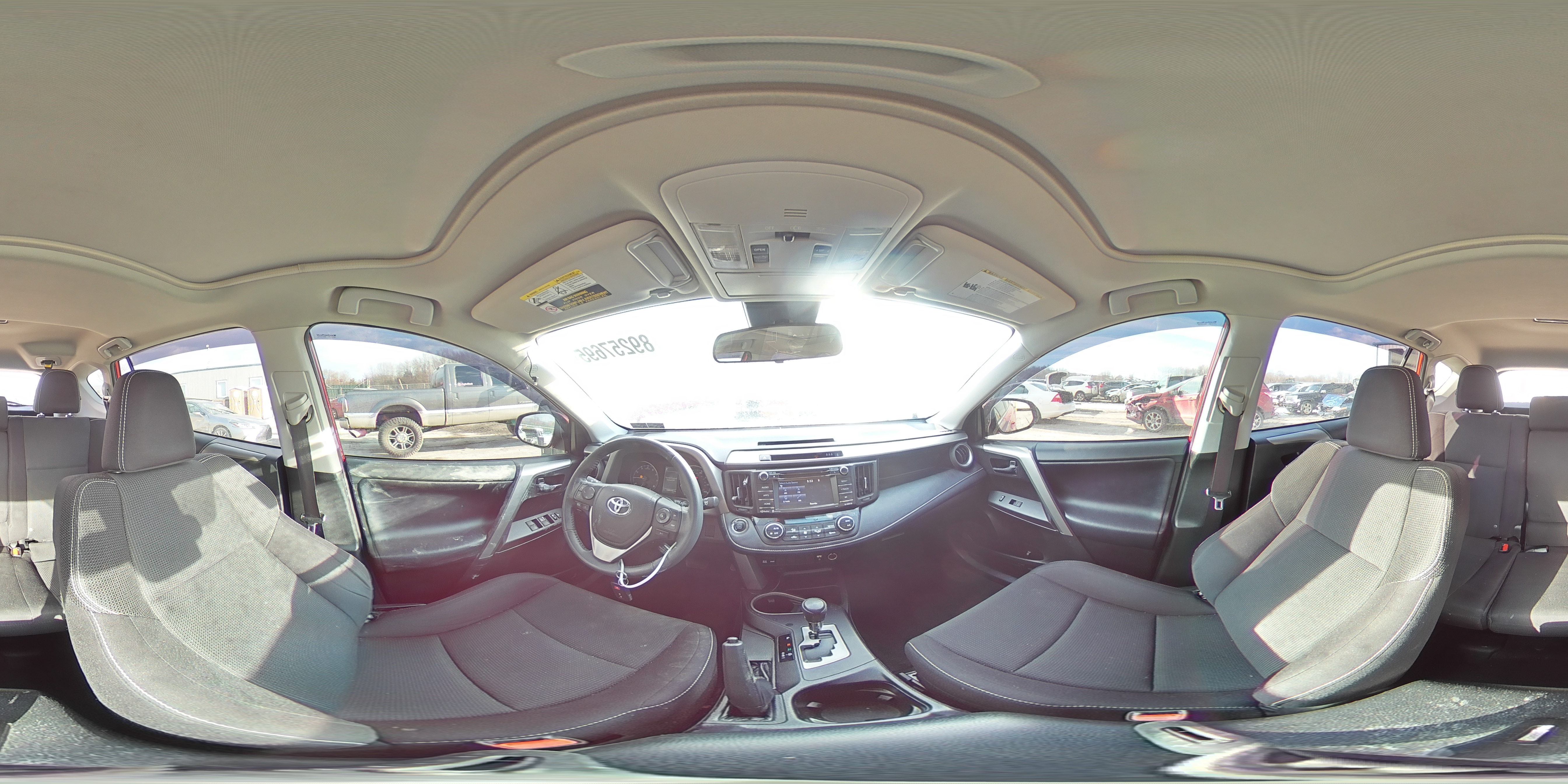 2017 Toyota RAV 4 - Image 15