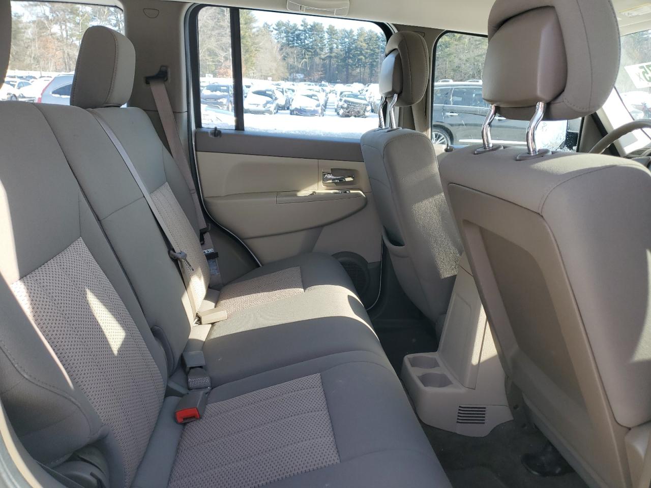 2010 Jeep Liberty (North America) - Image 11
