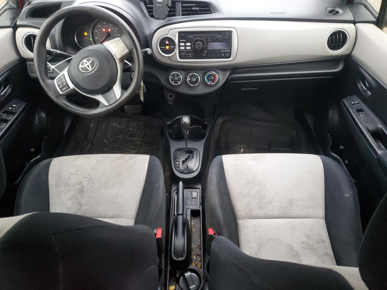 2013 Toyota Yaris - Image 8