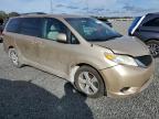 2011 Toyota Sienna Le იყიდება Riverview-ში, FL - Front End