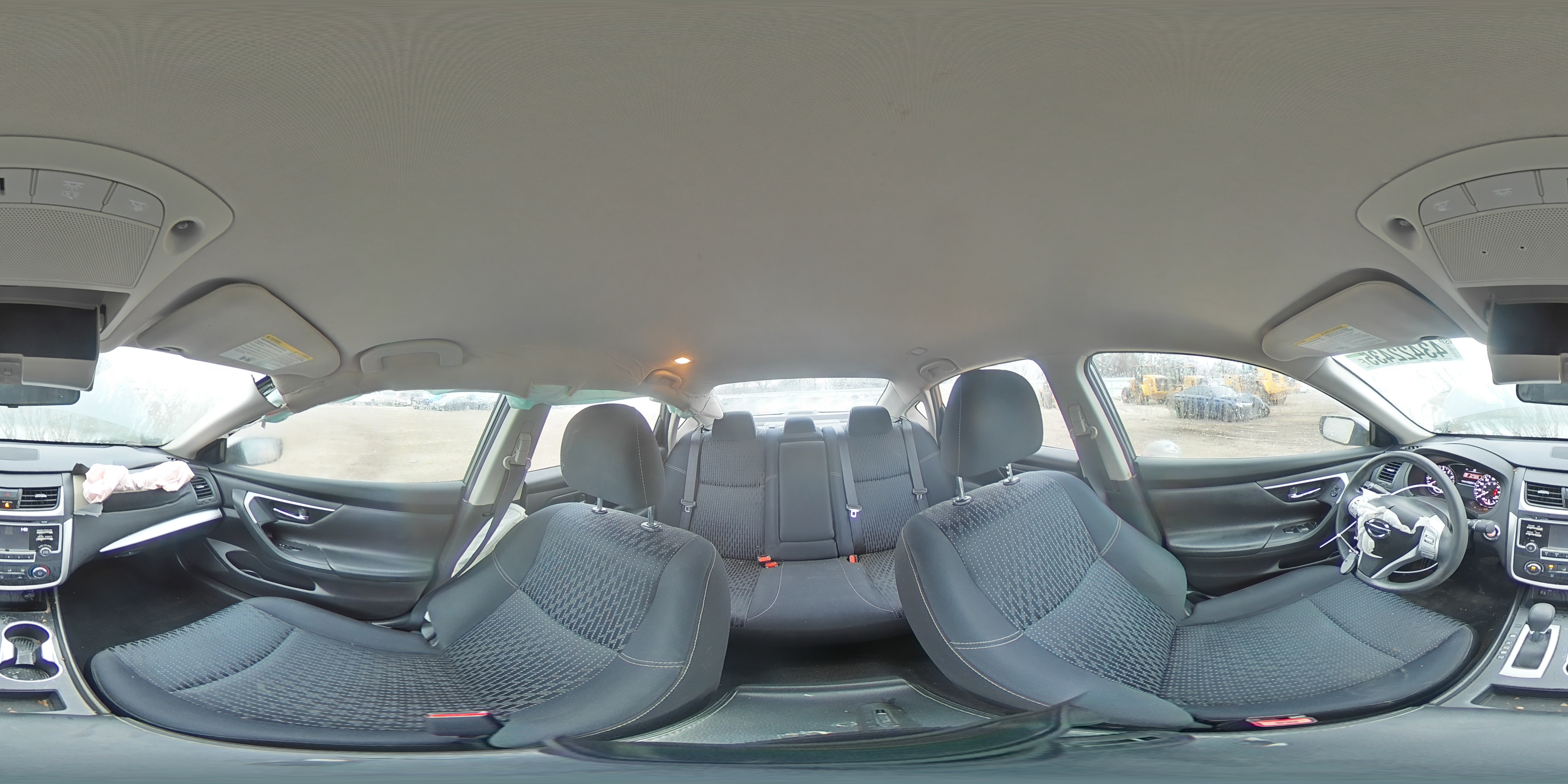 2017 Nissan Altima - Image 14