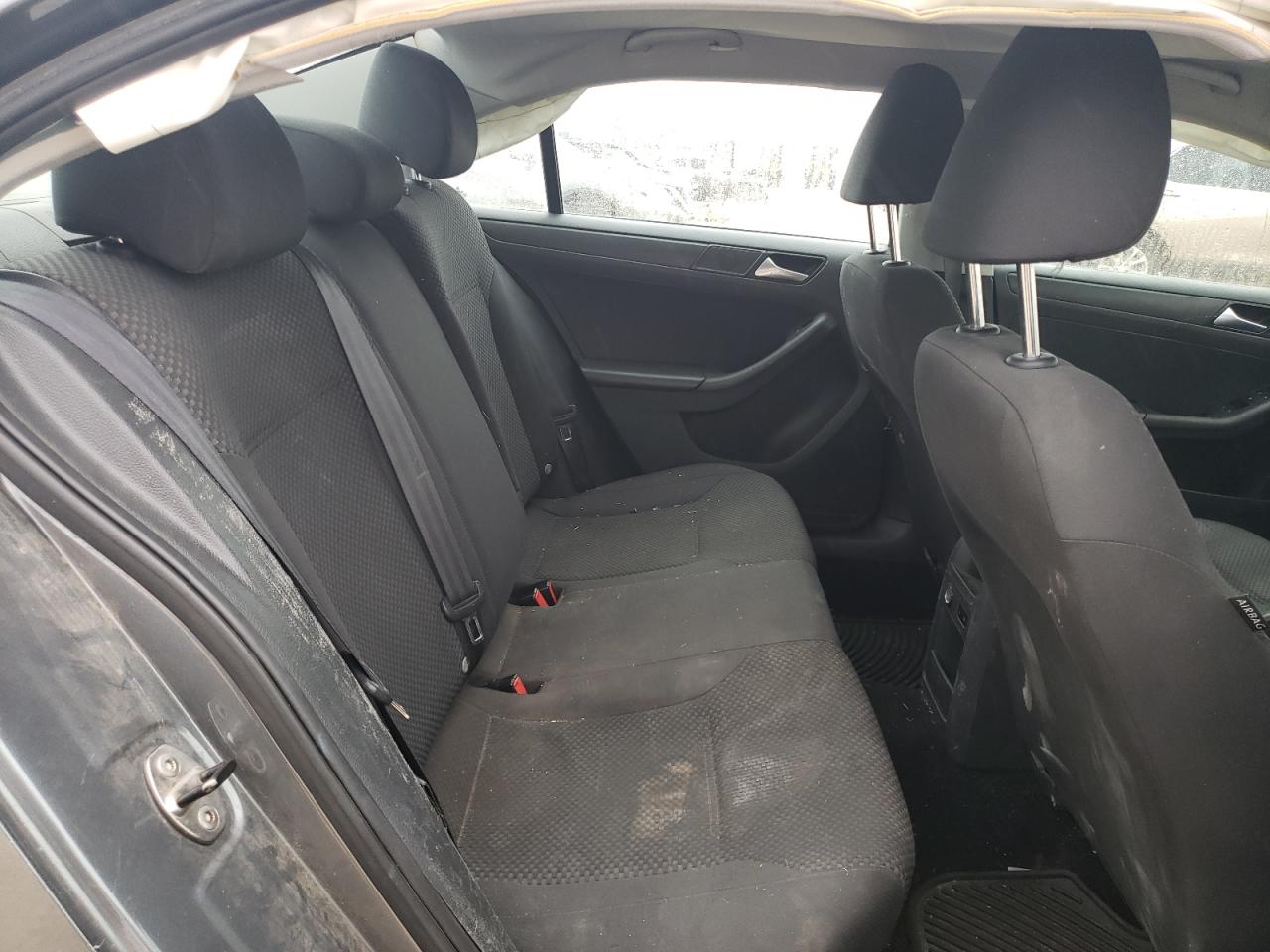 2014 Volkswagen Jetta - Image 10