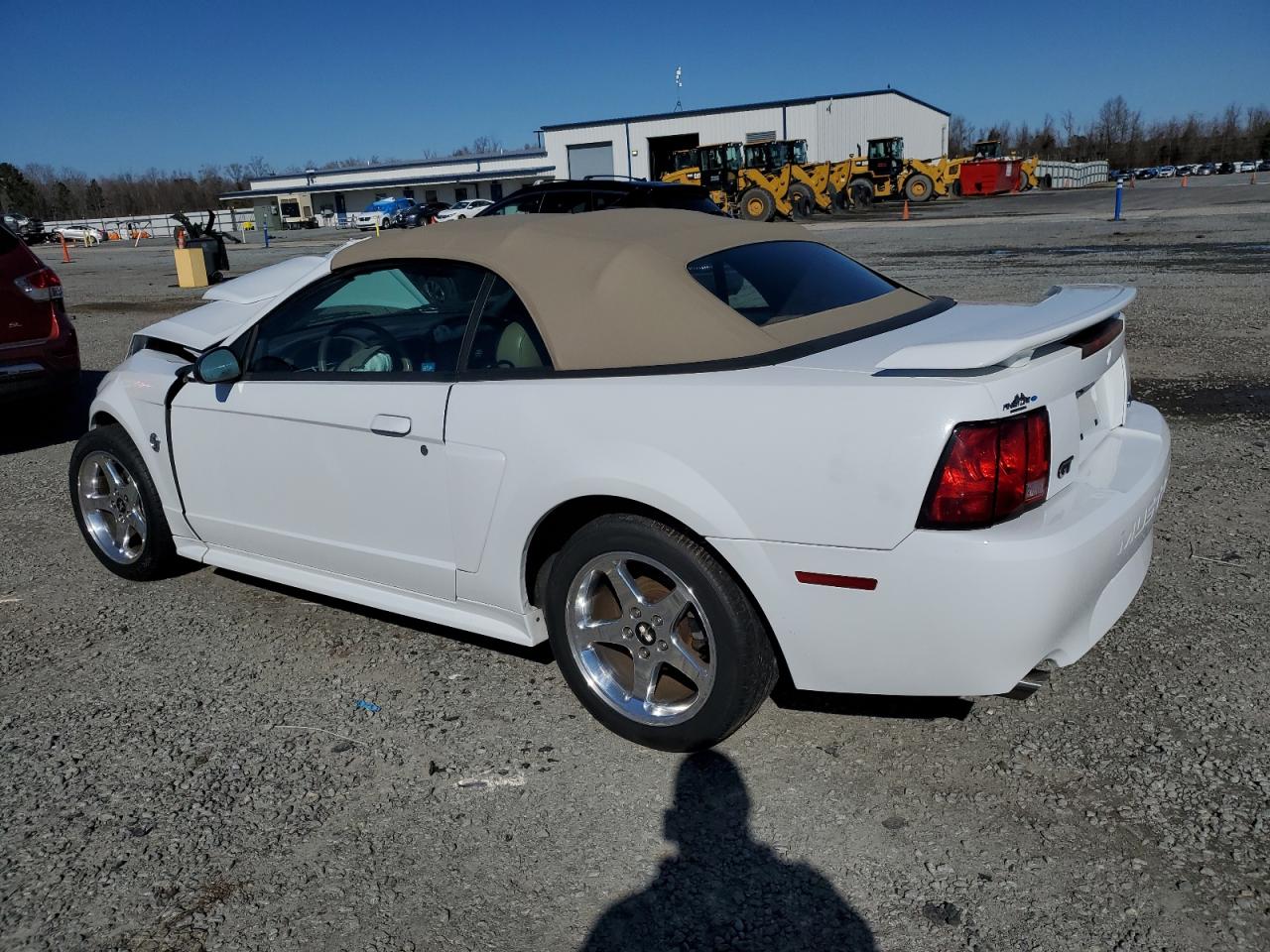 2004 Ford Mustang - Image 2