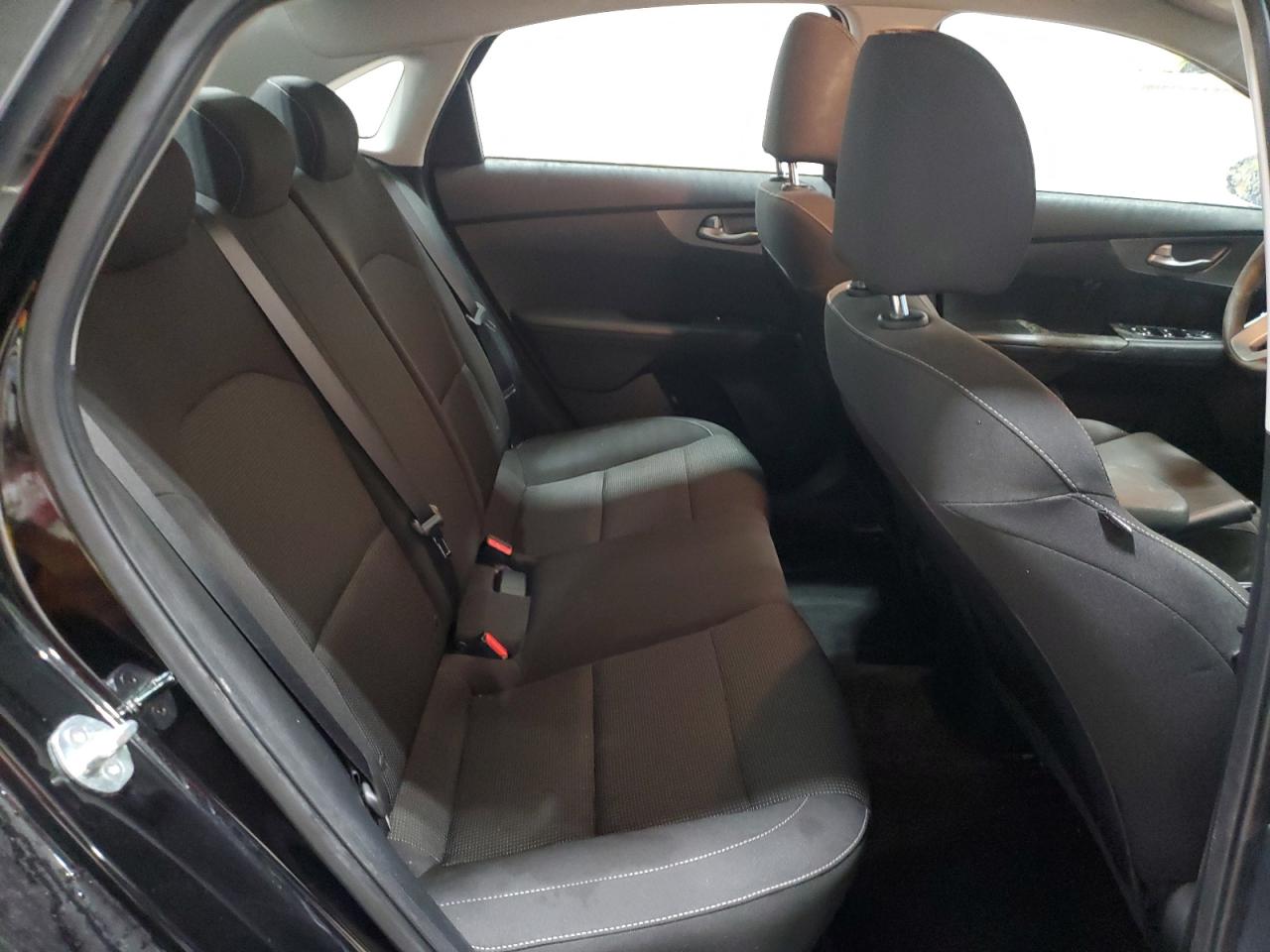 2019 Kia Forte - Image 10