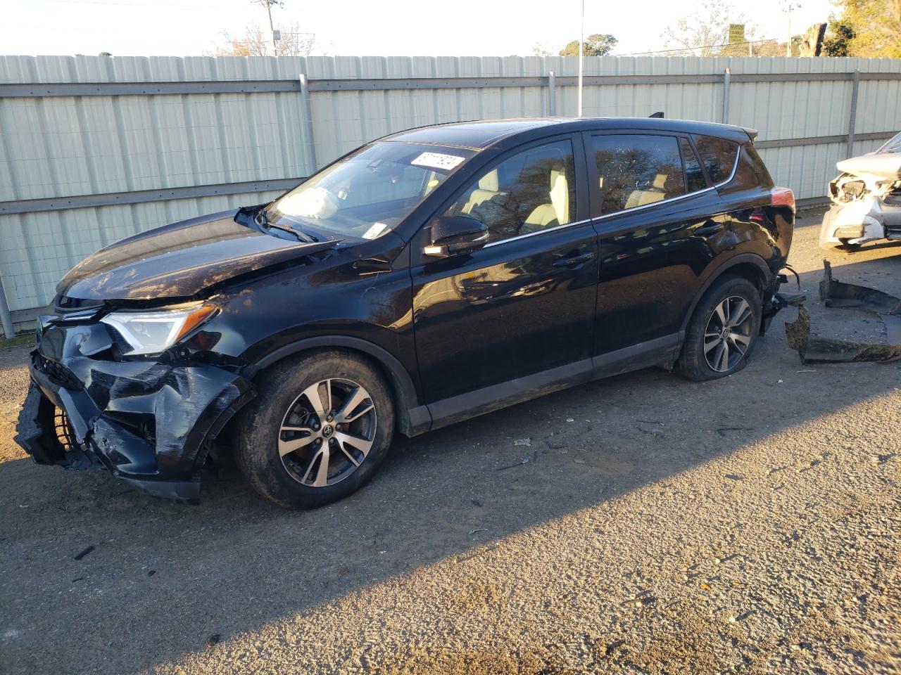 VIN 2T3WFREV2JW453826 2018 TOYOTA RAV4 no.1