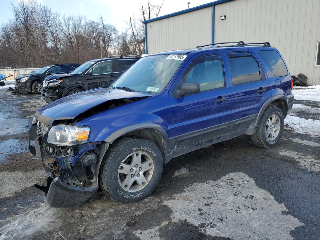 2005 Ford Escape - Image 1