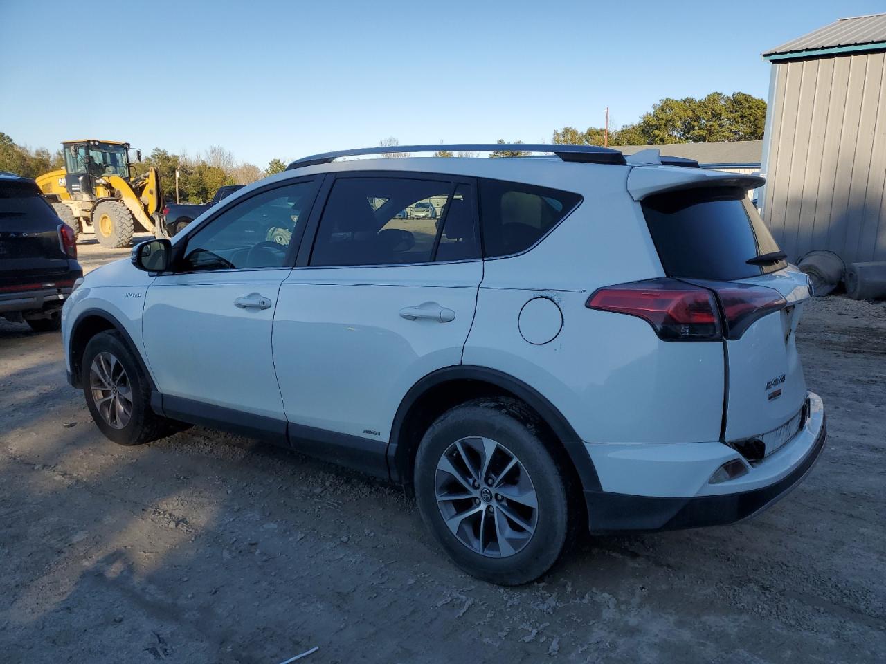 2018 Toyota RAV 4 - Image 2