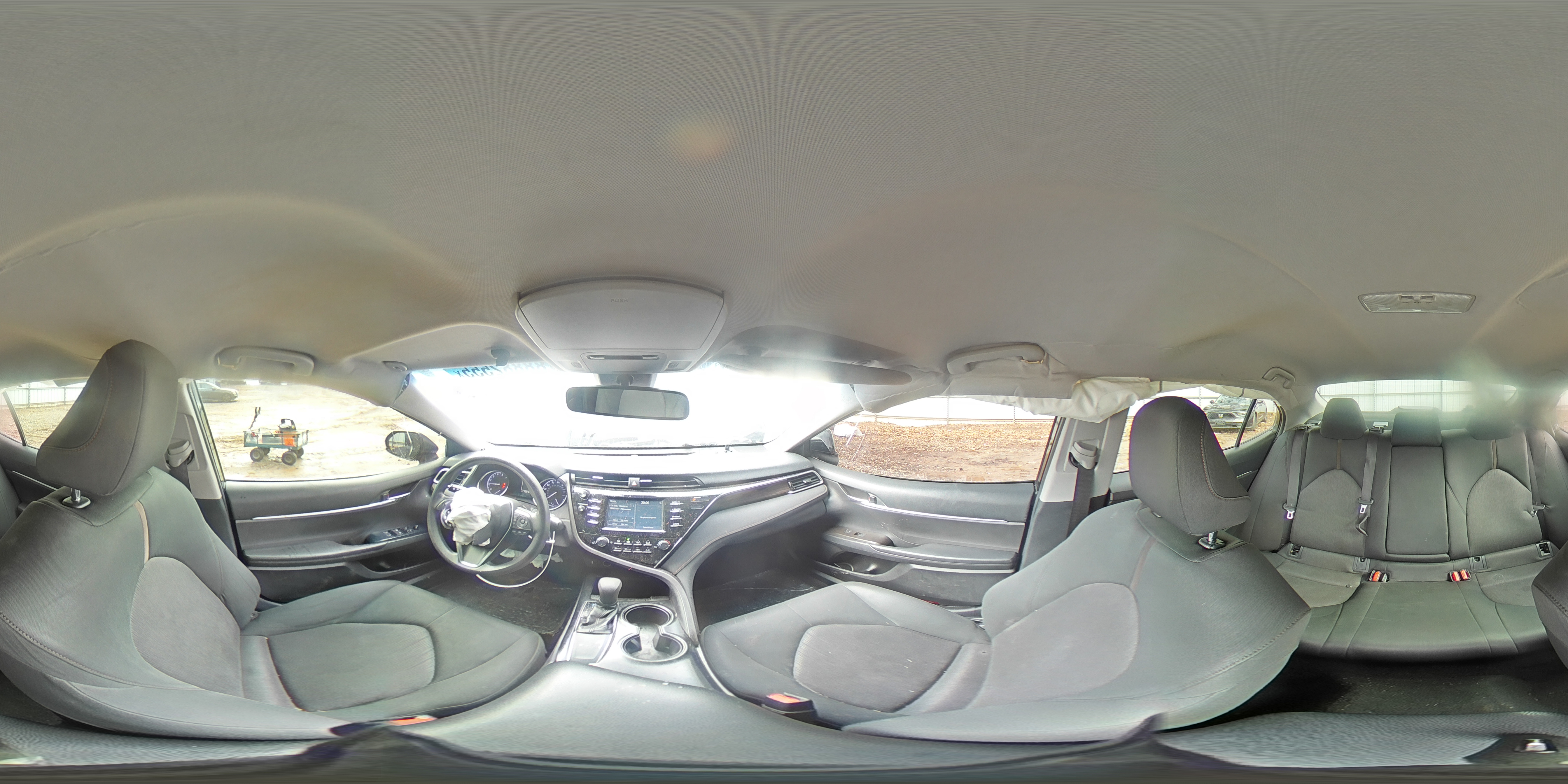 2018 Toyota Camry - Image 12