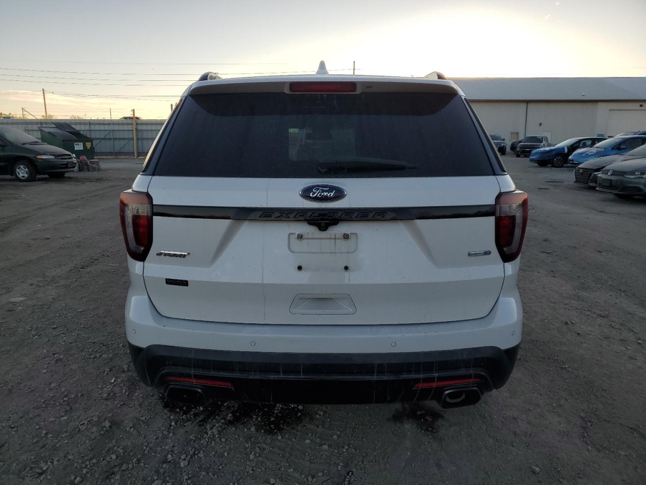 2016 Ford Explorer - Image 6