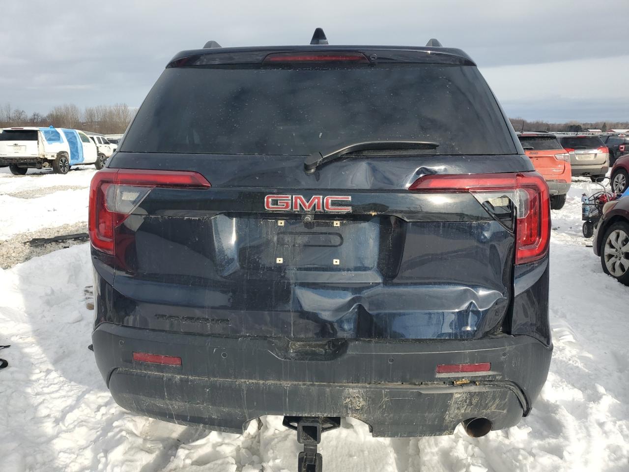 2021 GMC Acadia - Image 6