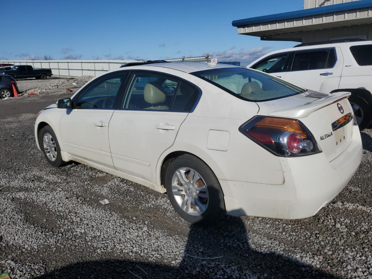 2012 Nissan Altima - Image 2