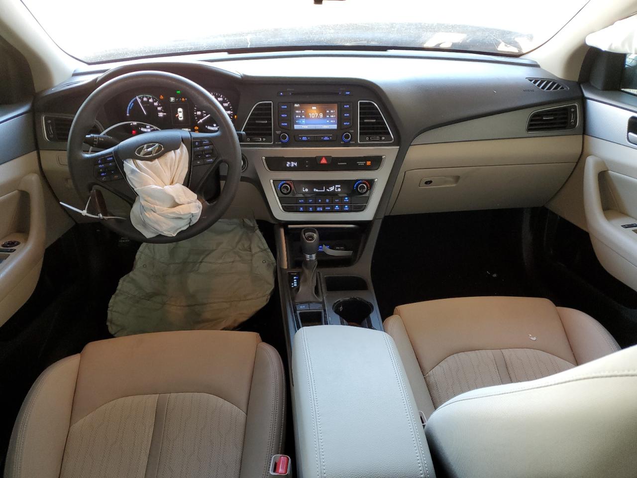 2016 Hyundai Sonata - Image 8